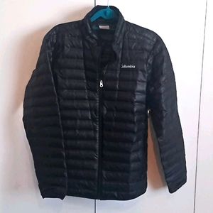 Black Columbia lightweight Puffer jacket Size M